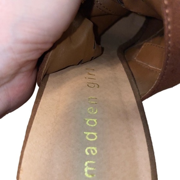 Great Condition Madden Girl Addyy Addy Sandals Women 9.5" Brown Boho - Picture 7 of 13